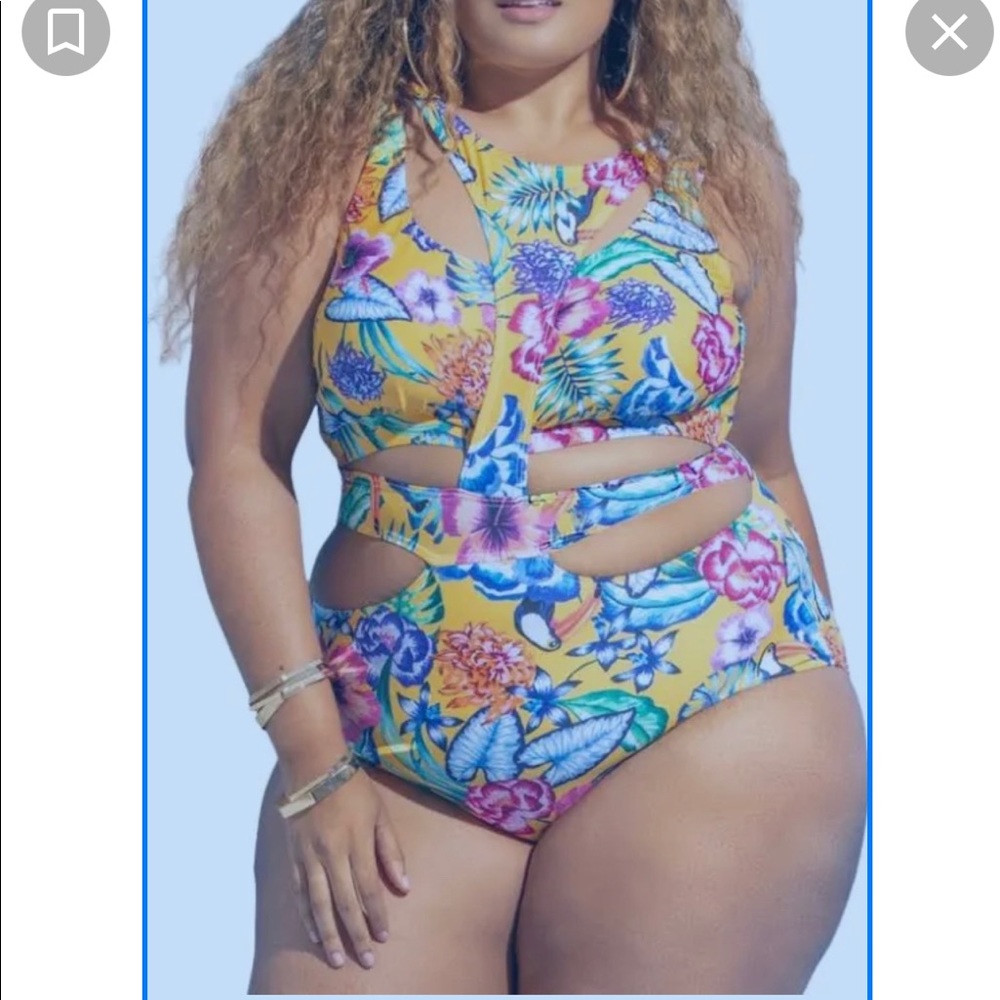 Monif C …Plus-size… Curvy Alert…Brand New in packaging with Tags …20W…Macys $148